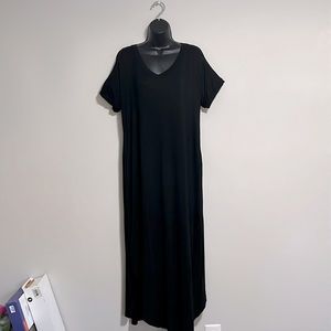 🌻3/$15 Tickled Teal Jersey dress. Black, size XL